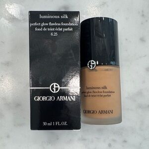 Giorgio Armani Luminous Silk Foundation Shade 6.25